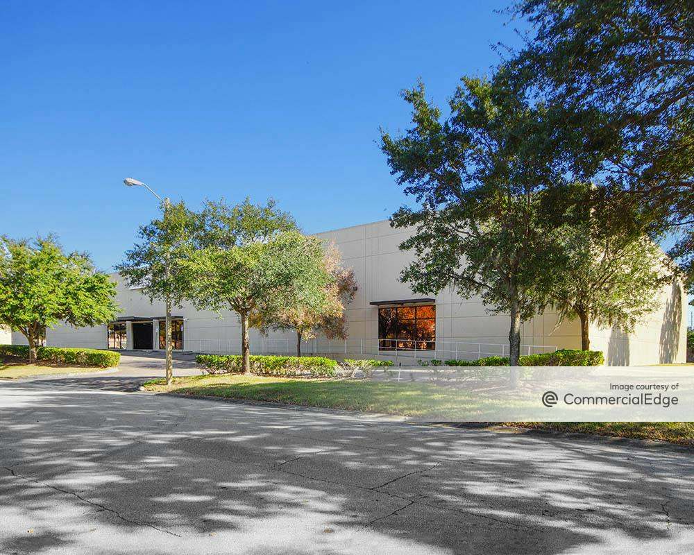 7150 Bryan Dairy Road, Largo, FL Industrial Space